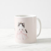ピンクドレスと王冠の可愛い子猫 コーヒーマグカップ (正面右)
