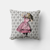 ピンクドレスアリス クッション (正面)
