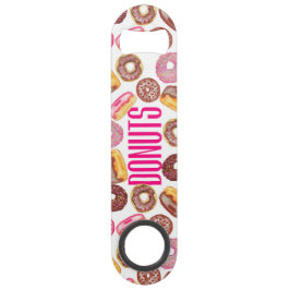 ピンクドーナツタイポグラフィおよび水彩画のかわいいドーナツ スピード栓抜き