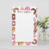 ピンクドーナツタイポグラフィおよび水彩画のかわいいドーナツ 便箋 (スタンド正面)