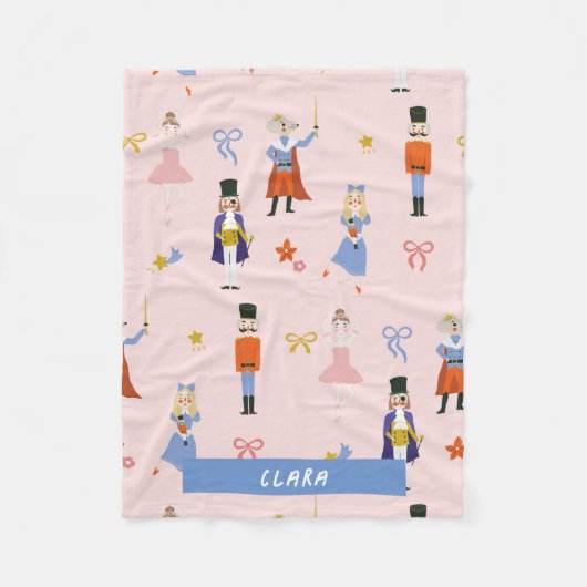 ピンクナツクラッカーパターンホリデー フリースブランケット (正面)