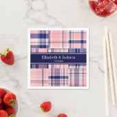 ピンクネイビーWhtパッチワーク名門私立校風のマドラスNモノグラム スタンダードカクテルナプキン (インサイチュ)