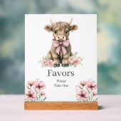 ピンクハイランド牛の誕生日ウィズサイン アクリルサイン (ニュートラル)