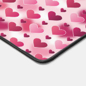 ピンクハートパターン付き名前をカスタムする デスクマット (コーナー)
