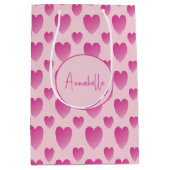 ピンクハート パーソナライズされた ミディアムペーパーバッグ (正面)