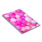 ピンクバルーンフェスティバル背景デザイン。 ノートブック (右側)