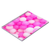 ピンクバルーンフェスティバル背景デザイン。 ノートブック (左側)