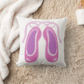 ピンクバレエのスリッパ クッション (ブランケット)