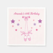 ピンクバレリーナをテーマにした誕生日パパーソナライズされたーティ スタンダードカクテルナプキン (正面)
