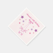 ピンクバレリーナをテーマにした誕生日パパーソナライズされたーティ スタンダードカクテルナプキン (角)