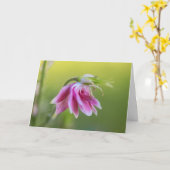 ピンクバレリーナ – オダマキ（植物）イン・モーション カード (黄色い花)