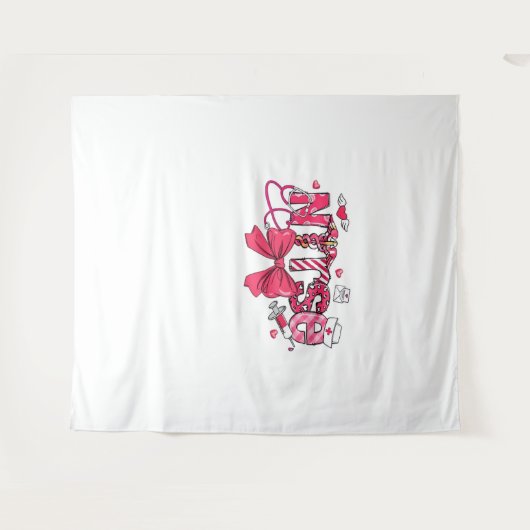 ピンクバレンタインナース、バレンタインコケットボウオーバー タペストリー (正面(横))