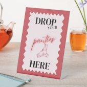 ピンクパンティーをドロップここにゲームサイン 台座サイン (インサイチュ)