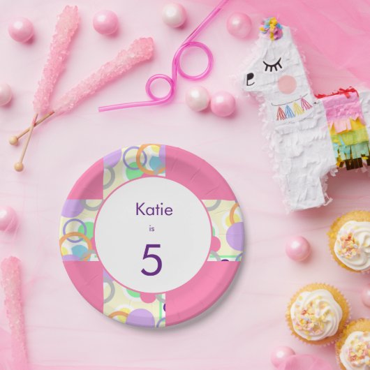ピンクパーソナライズされたかわいい柄誕生日年齢かわいらし ペーパープレート (パーティー)