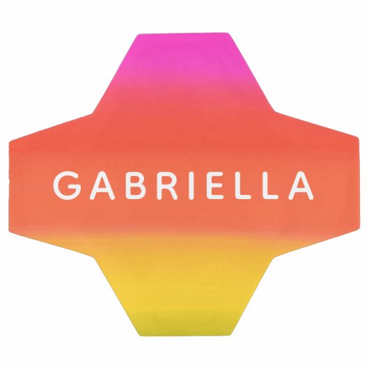 ピンクパーソナライズされたとオレンジのグラデーション名前をカスタムする サッカーボール (フラット)