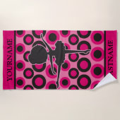 ピンクパーソナライズされたとブラックのバレエ団 ビーチタオル (正面)