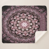 ピンクパーソナライズされたとブラックのフローラガラス曼荼羅 シェルパブランケット (正面(横))