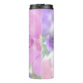 ピンクパーソナライズされたと紫の花びら タンブラー (裏面)