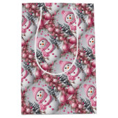 ピンクパーソナライズされたのクリスマス雪だるま ミディアムペーパーバッグ (正面)