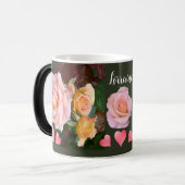 ピンクパーソナライズされたのバラとハート モーフィングマグカップ (正面左)