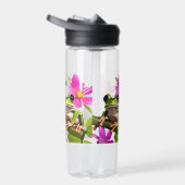 ピンクパーソナライズされたの花に囲まれた緑のカエル ウォーターボトル (右面)