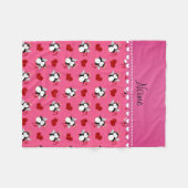 ピンクパーソナライズされたクピッド・ペンギンの赤いハート フリースブランケット (正面(横))