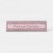 ピンクパーソナライズされたグリッター | ローズゴールド デスクネームプレート (正面)