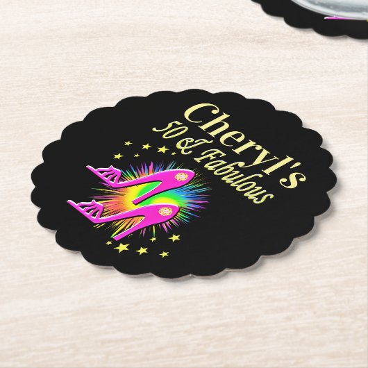 ピンクパーソナライズされたハイヒール50番目誕生日 ペーパーコースター (アングル)