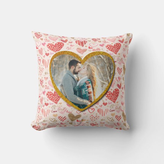 ピンクパーソナライズされたハートバレンタインデーのプレゼント クッション (正面)