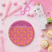 ピンクパーソナライズされたバナナの名前 ペーパープレート (パーティー)