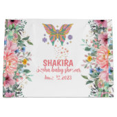 ピンクパーソナライズされたフローラ，蝶の赤ちゃんシャワー ラージペーパーバッグ (正面)