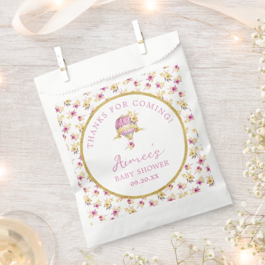 ピンクパーソナライズされたホットエアバルーン赤ちゃんシャワー フェイバーバッグ (クリップ留めされた状態)