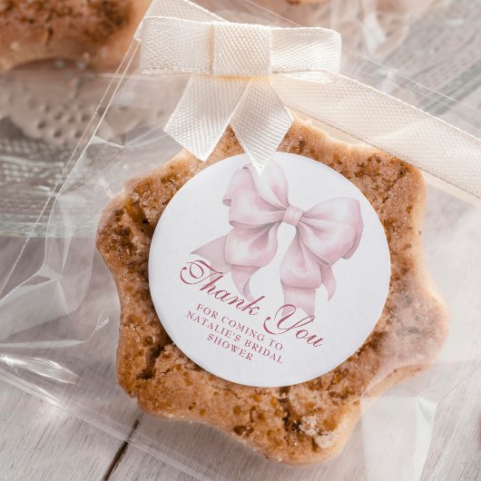 ピンクパーソナライズされたボウブライダルシャワーありがとう ラウンドシール