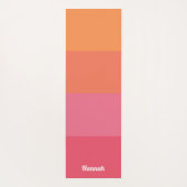 ピンクパーソナライズされたミニマルオレンストライプジ ヨガマット (裏面)