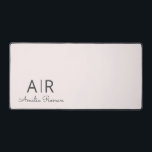 ピンクパーソナライズされたモノグラム デスクマット<br><div class="desc">パステルピンクモノグラムパーソナライズされたデスクマットでワークスペースを変革。このスタイリッシュデスクマットは柔らかいパステルピンクのデザインを備え、お客様のイニシャルと名カスタム前、エレガンスと実用性の両方を提供する。お保護客様のオフィスやホームワークスパーソナライズされたペースに魅力のtouchを追加しながら、デスクの表面を見る。プロフェッショナル、学生、または十分に調整され、デスクのセットアップを楽しむ人にスタイリッシュ最適。シックでカスタマイズ可能なデスクマットで、デスクをユニークにカスタマイズ！</div>