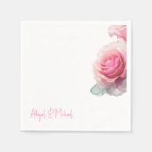 ピンクパーソナライズされたローズフローラ結婚のカクテル スタンダードカクテルナプキン (正面)