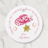 ピンクパーソナライズされた女性のカーボーイハットカントリーバチェロレッテ フェイバータグ (正面)