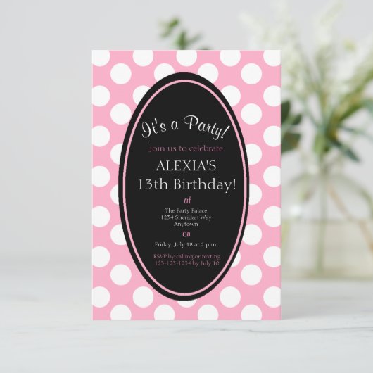 ピンクパーソナライズされた水玉模様パーティの招待状 招待状 (スタンド正面)