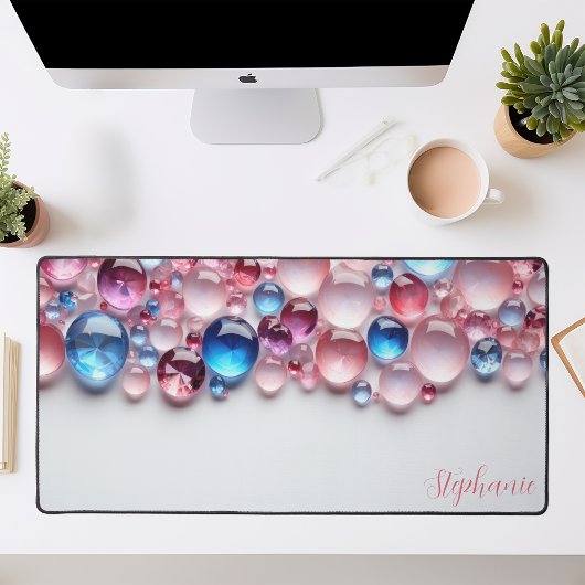 ピンクパーソナライズされた&ブルージェムストーン デスクマット