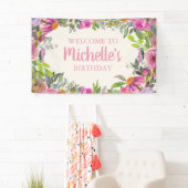 ピンクパープルウォーターカラーワイルドフラワー誕生日へようこそ 横断幕 (インサイチュ)