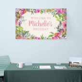 ピンクパープルウォーターカラーワイルドフラワー誕生日へようこそ 横断幕 (トレードショー)