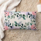 ピンクパープルグリーンウォーター色のフローラ縁ど ランバークッション (ブランケット)