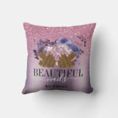 ピンクパープルネイルサロン女性手爪、 ネイル技術者 クッション (裏面)