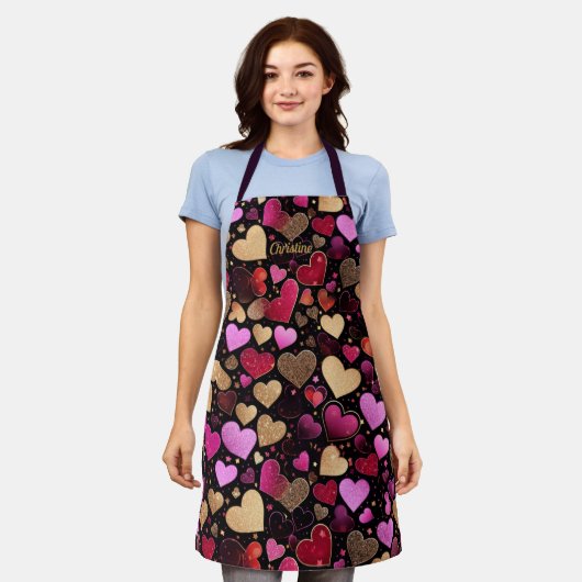 ピンクパープルフェイクゴールデンハートモダン名前をカスタムする エプロン (着用した状態)