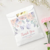 ピンクパープルフローラバタフライガールベビーシャワー フェイバーバッグ (封をした状態)