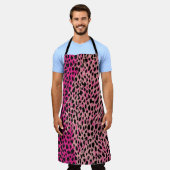 ピンクヒョウ柄織物動物、背景 エプロン (着用した状態)