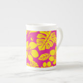 ピンクビキニ ボーンチャイナマグカップ (正面右)