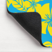 ピンクビキニ（青/黄） マウスパッド (コーナー)