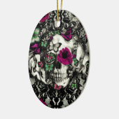 ピンクビクトリアンのアクセントを持つゴシックレーススカル セラミックオーナメント (左)
