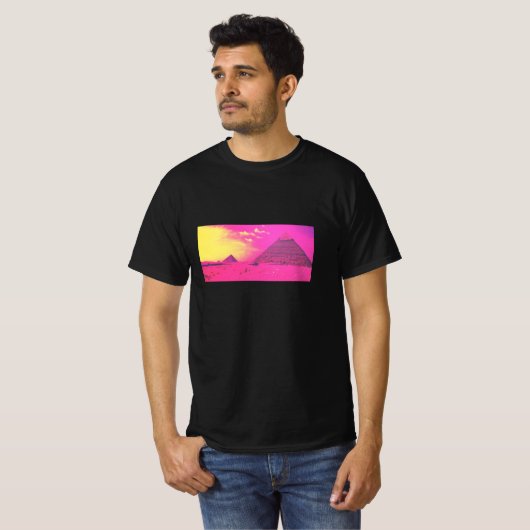 ピンクピラミッドTシャツ Tシャツ (正面フル)